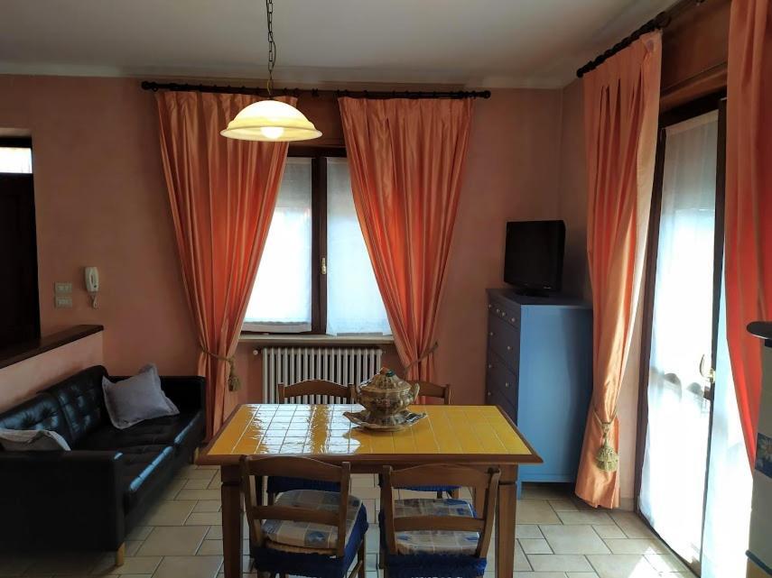 Astixio Villa San Damiano dʼAsti Eksteriør bilde